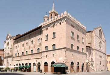 Museo Capitolare Diocesano e Cripta di San Feliciano