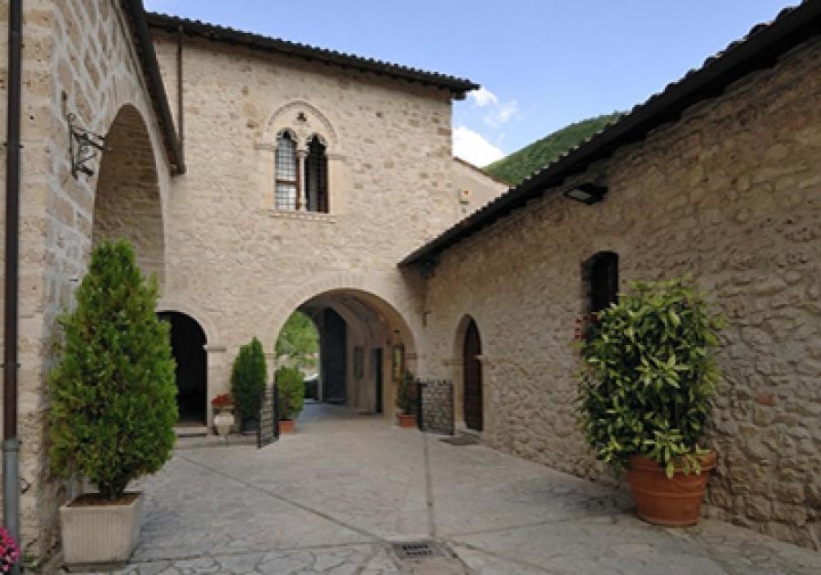 Interno Abbazia di Sant' Eutizio Sec. XII